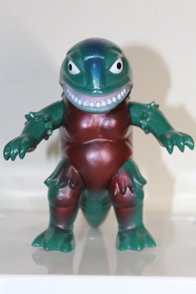 山椒魚怪獣 ガンダ