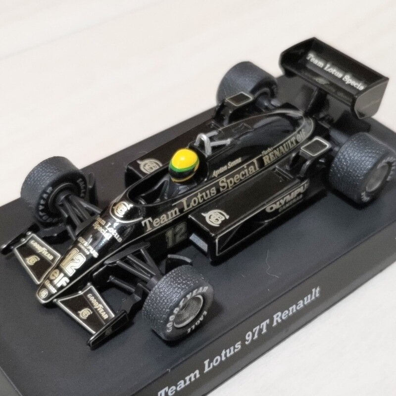 京商CVS-57 1/64 LOTUS 97T Renault SENNA