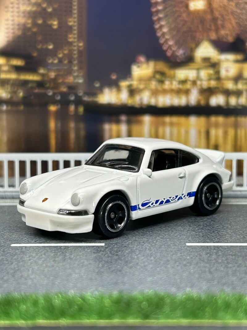 PORSCHE 911 CARRERA RS 2.7