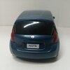 日産　ノート　ぶつからないミニカー