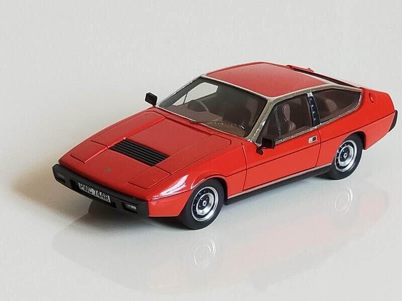 LOTUS  ECLAT  S1