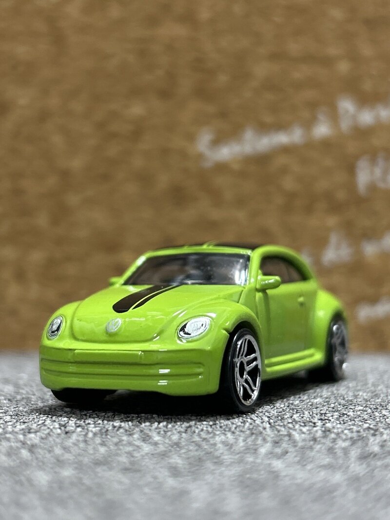 VOLKSWAGEN BEETLE