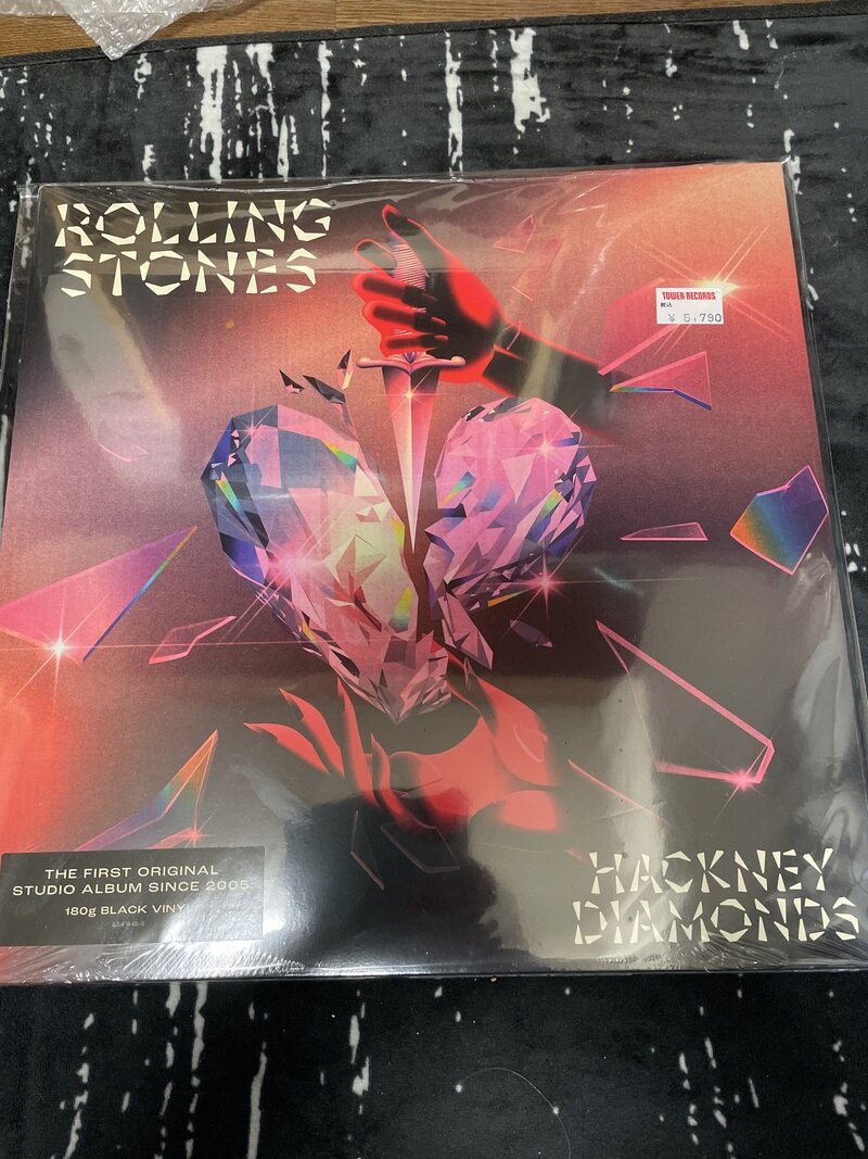 HACKNEY DIAMONDS
