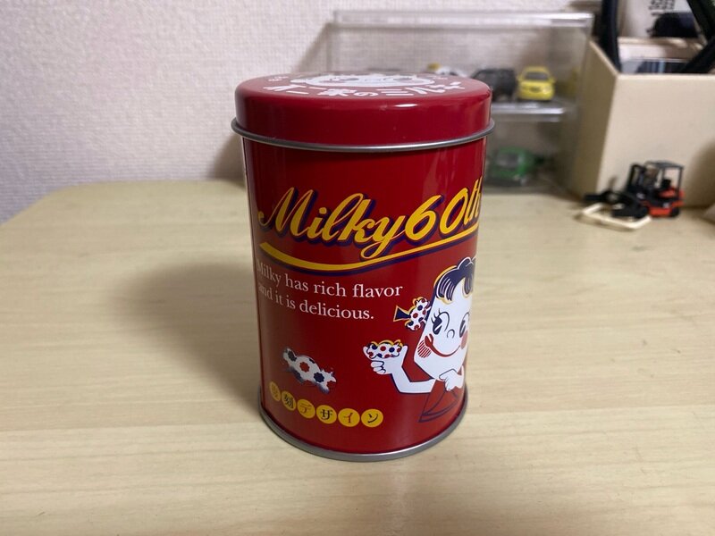 不二家 復刻ミルキー缶