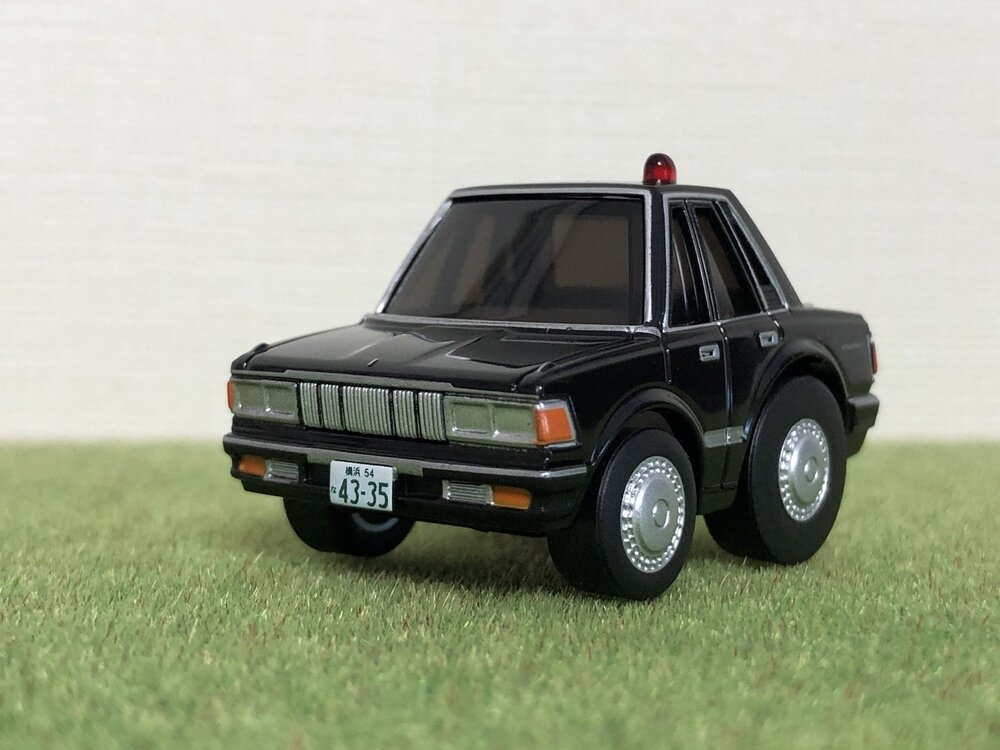 日産セドリック 430型 「またまたあぶない刑事」港7号 展示中 in