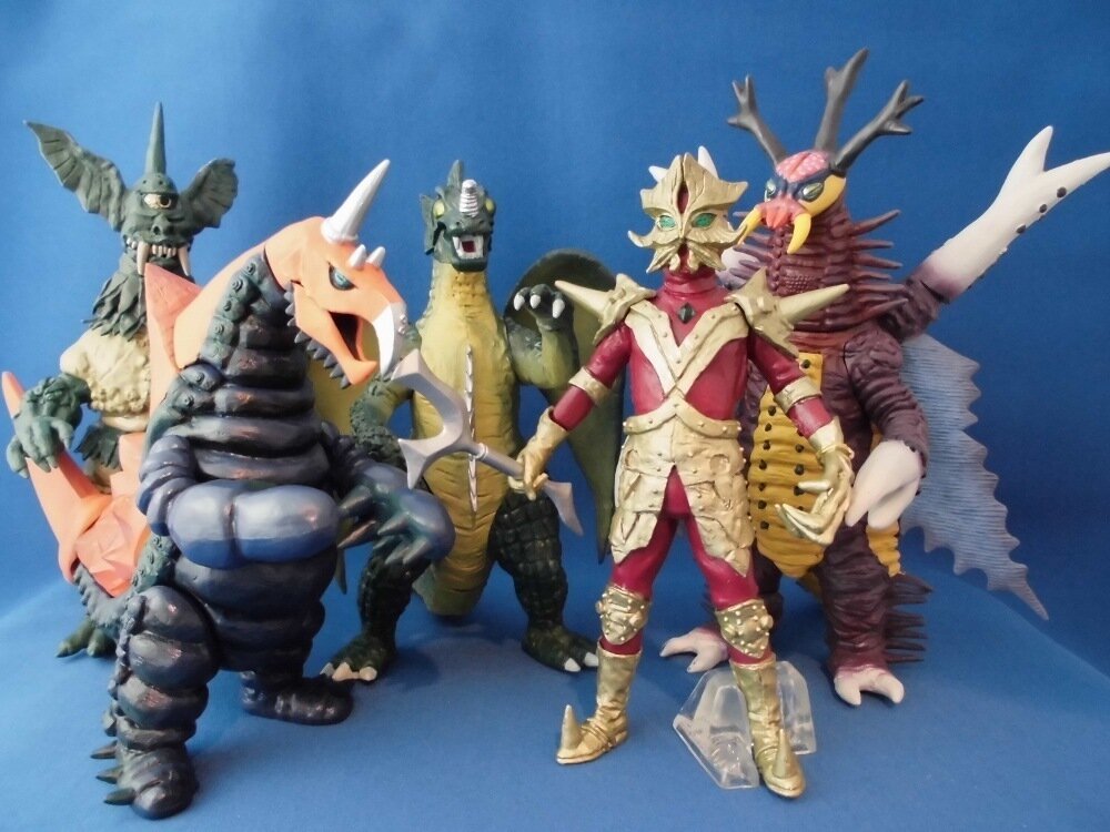 Amazon.co.jp: ウルトラマン 究極大怪獣 アルティメット