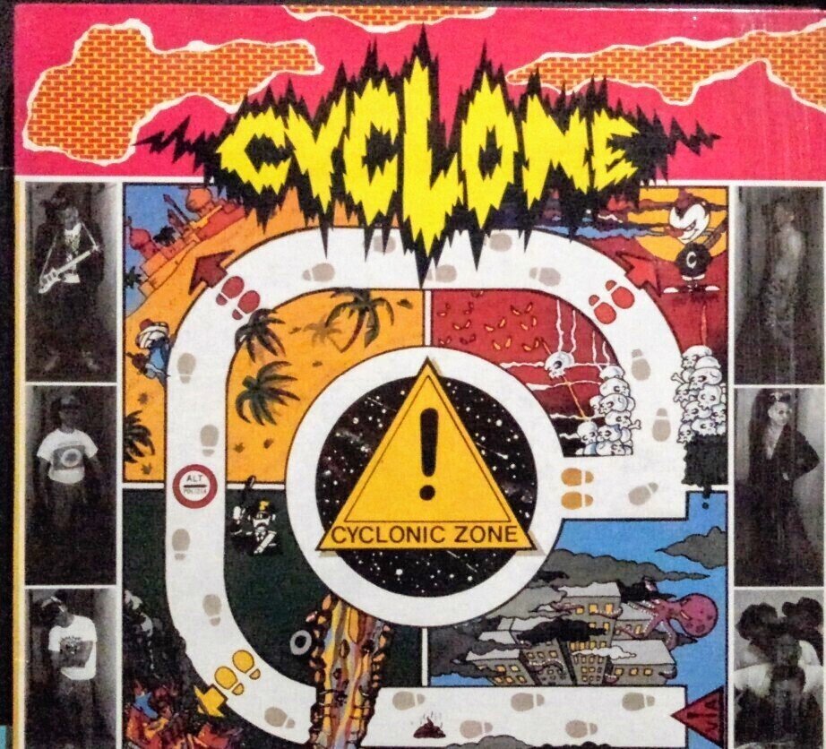 CYCLONE / CYCLONE ZONE 展示中 in Museum of Rockabilly