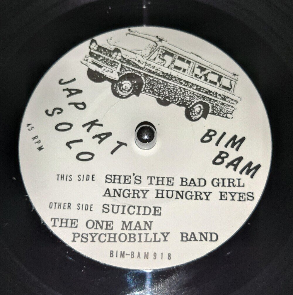 JAP KAT SOLO / The One Man Psychobilly Band 展示中 in Museum