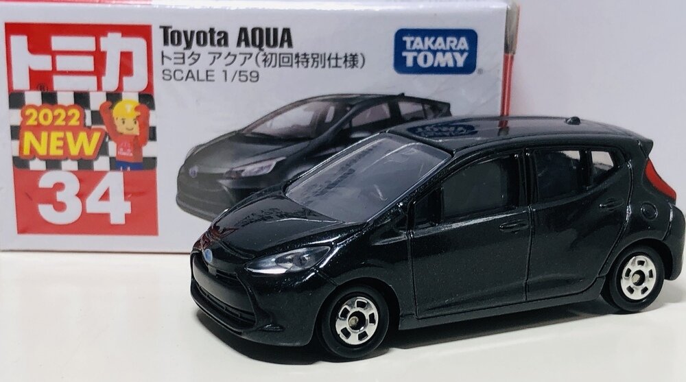 トミカ 初回特別仕様 計21台 トヨタアクア トヨタGR86 アストン