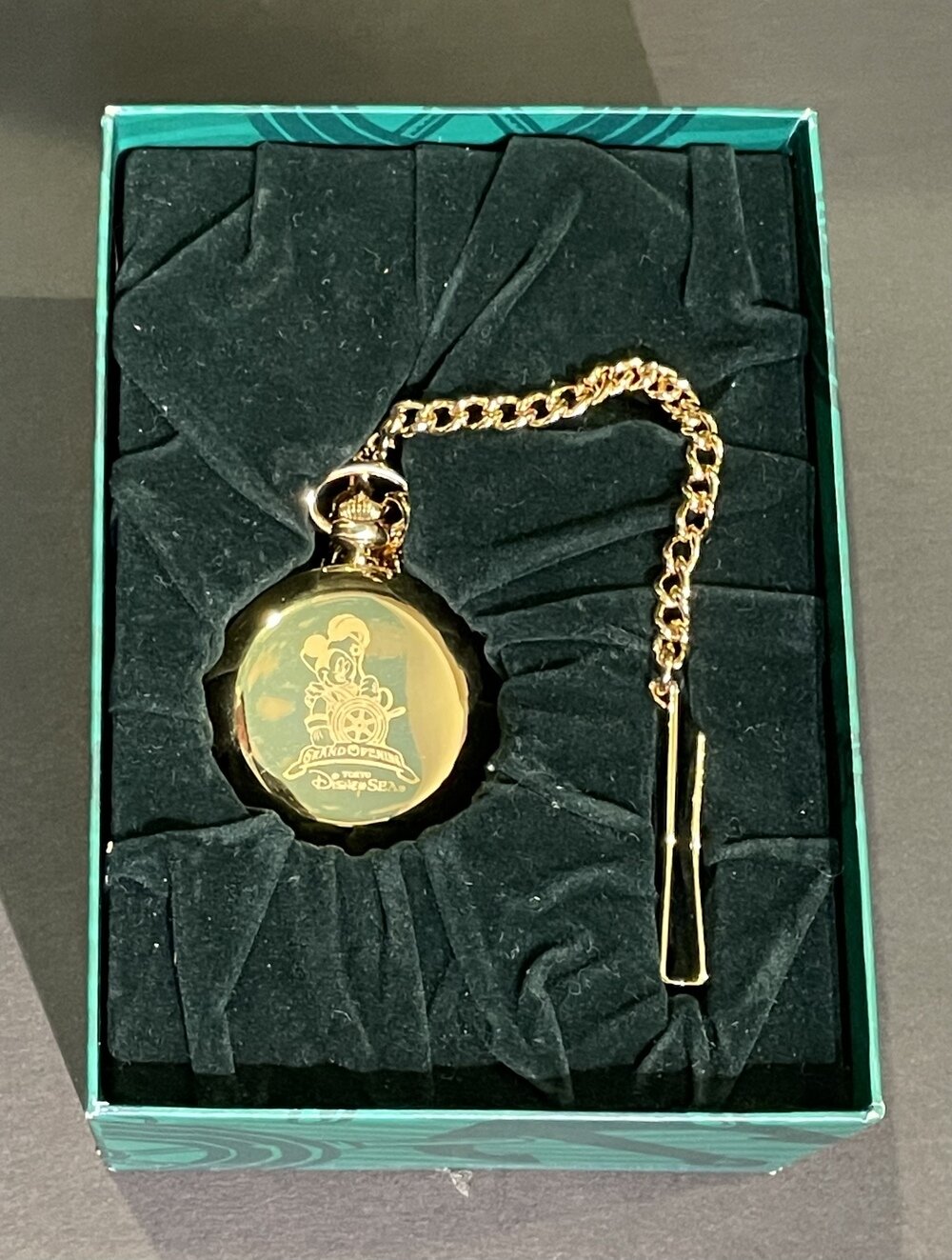 東京ディズニーシー グランドオープン 懐中時計 展示中 in