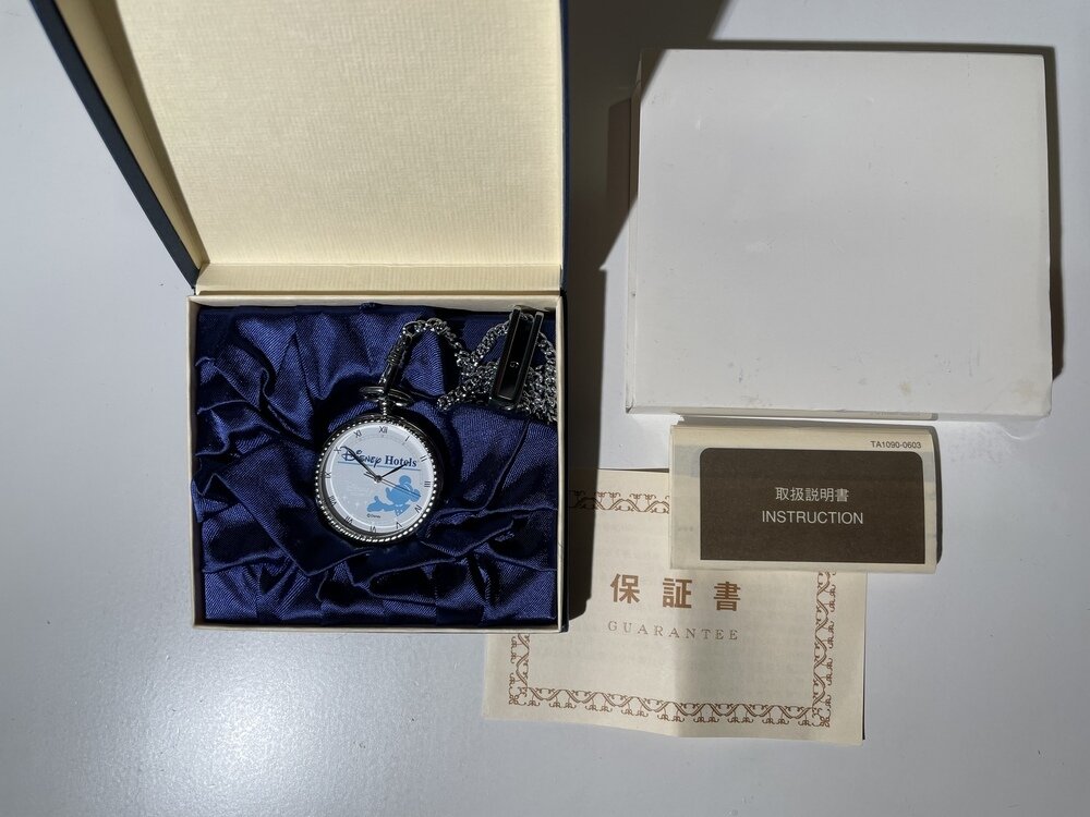 ディズニーホテルズ 懐中時計 展示中 in Museum of MAIHAMA - MUUSEO