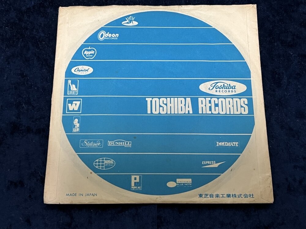 奥村チヨ　浮雲　恋の奴隷'95 カラオケ　楽譜付き　8㎝シングルCD 奥村チヨ 浮雲 恋の奴隷´95 カラオケ 楽譜付き 8㎝シングルCD