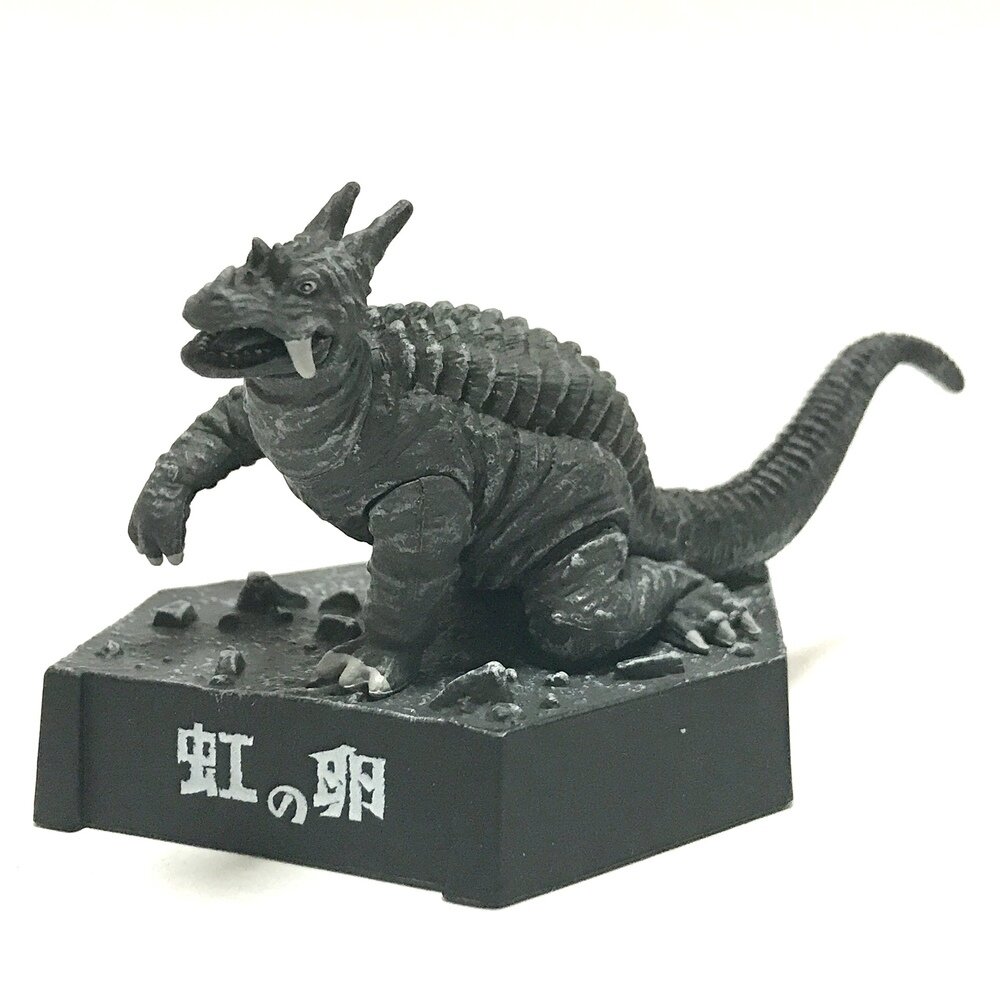 ウルトラ怪獣名鑑　パゴス「虹の卵」 虹の卵 ウルトラ怪獣名鑑 展示中 in Museum of