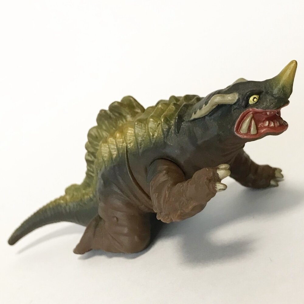 Amazon | ヤモマーク ネロンガ GID 蓄光 yamomark ソフビ sofvi
