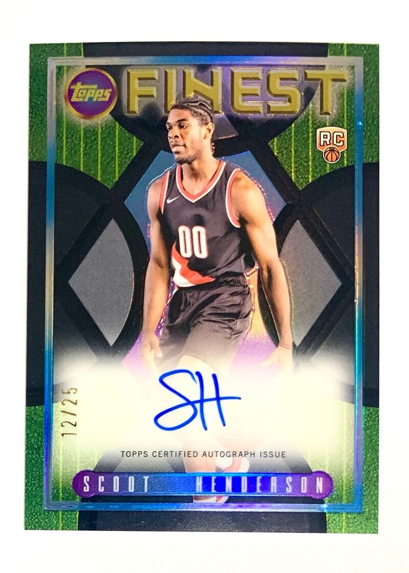 2023-24 Topps Finest Basketball Flashback Autographs Black Refractors – (1:197 hobby) FLA-SH Scoot Henderson, Portland Trail Blazers