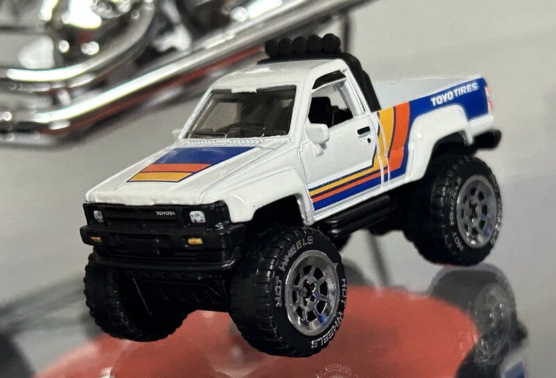 Hotwheels 1987 TOYOTA PICKUP TRUCK