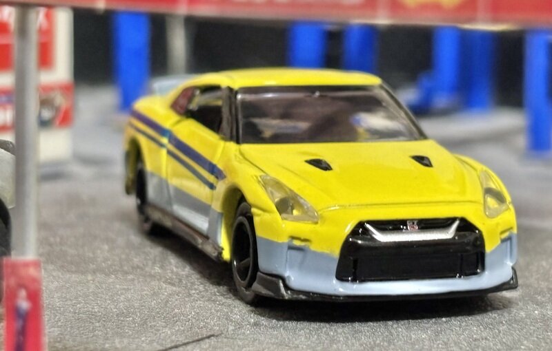 ドリームトミカ　シンカリオンCW トミカ 日産 NISSAN GT-R(ドクターイエロー)