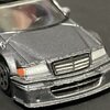 ベンツっぽい車